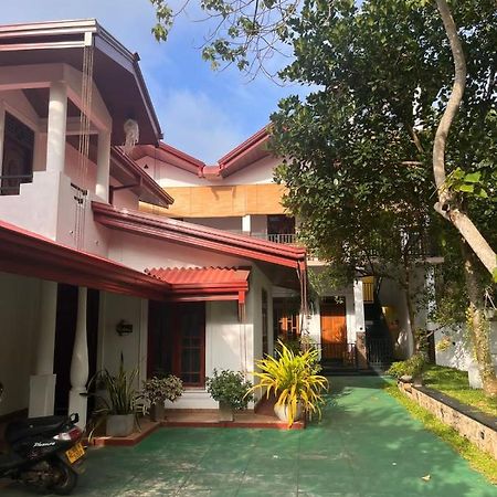 Ceylonima Home Stay Anuradhapura Exterior photo