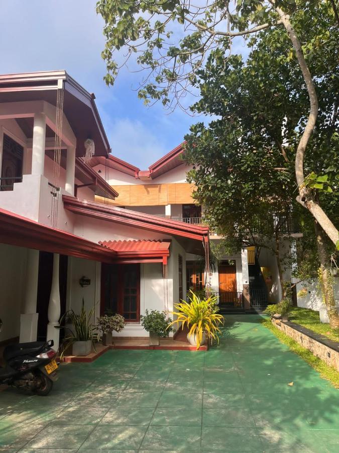 Ceylonima Home Stay Anuradhapura Exterior photo